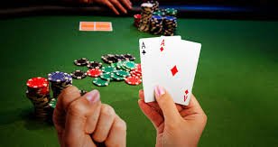 Tim Wild Rift dalam pertandingan profesional di 3milyartoto